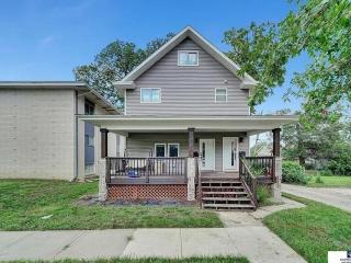 Modern and furnished apartment in downtown Lincoln - 3