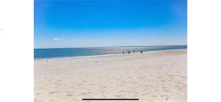 Midtermlongterm Buckroe Beach Bungalow Ev Chrg - 2