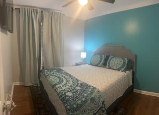 Midterm Spacious Home At Buckroe Beach - 2