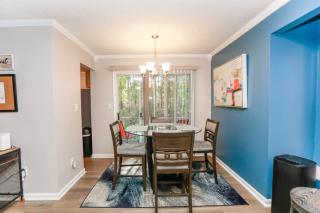 MidLong Term Rental Cozy Home at Mary Roberts - 2