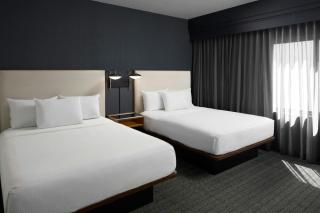 Courtyard Williamsburg - Busch Gardens - 4