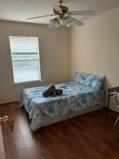 Southwest City Area Nice Home in Gated Community - 8