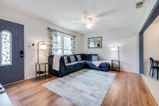 House of Smurf, Close to Savannah State - 5