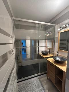 T2 cosy, calme et 2 Parking privé avec Piscine - 4