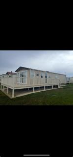 Fabulous seaside caravan getway at Cayton Bay - 9