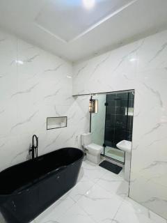 Luxury holiday home in Lekki - 1