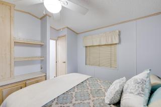 Arizona Snowbird Rental 5 Mi to Surprise Stadium - 1