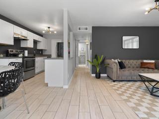 Mirage Apartments - 6