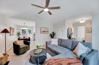 WestBorough Hideaway Fenced Yard 3B Central - 0