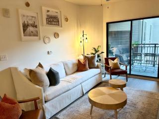 Luxury In Ga Tech - 1