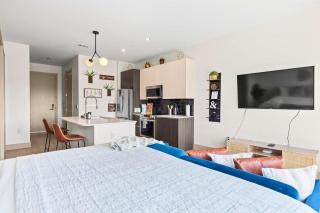 Skyline View Serene Oasis - 8