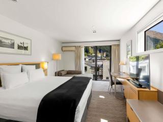 Novotel Queenstown Lakeside - 2