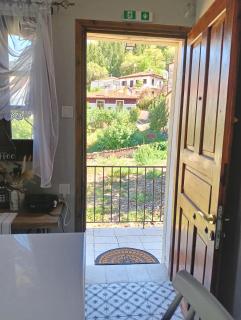 Apozari Xenias Apt - 8