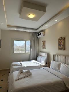 Pyramids Era Inn - 1