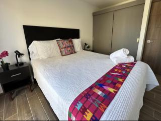 Lindo apartamento con piscina y gimnasio en Zona 14 - 9