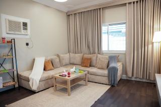 Quiet apartment, room, hall, bathroom and American kitchen - 1