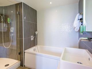 Novotel Suites Perpignan Centre - Grandes Suites & Confort Centre-Ville - 3