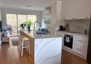 Between River & Sea - 0