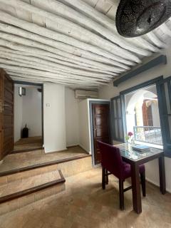 Riad Narjiss - 8