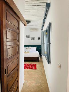 Riad Narjiss - 7