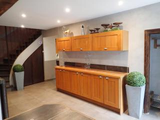 Beautiful 17th century character residence - 4