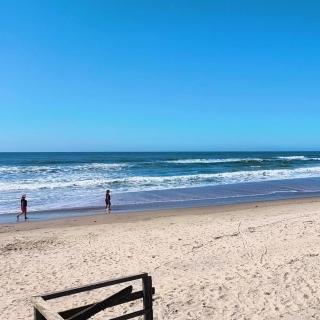 Casa com piscina matinhos - 8