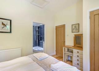 Ford Farm Lodges - 2