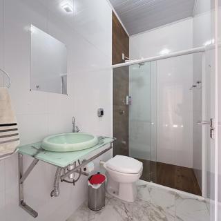 Casa com suítes, piscina e edícula - 7