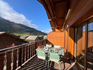 Spacious apartment with balcony in the French Alps - 6