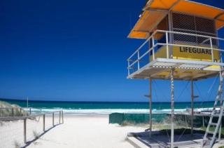 Luxury High Floor Apartment Q1 with Breathtaking Views - 2