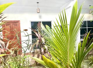 Thoddoo Island Life - 7