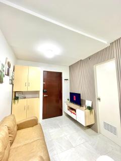 2 Bedroom Condo Fully-Furnished good for 5-6pax by Gerra at Urban Deca Homes Banilad - 7