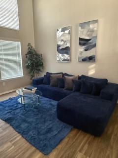 Hollywood House of Luxe ATT Stadium - 6