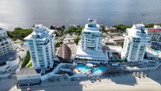 Designer 1 BDR private beach by Casa Paraiso - 5