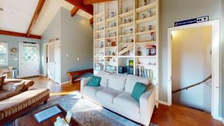 Silver Spring Chalet - 4