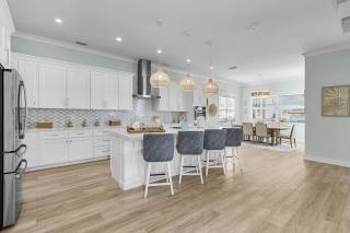 Gorgeous 6 Bedroom New Build 261 Carolina Ave- Heated Pool home - 8