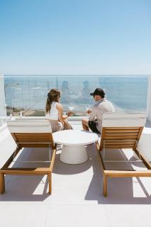 Sunsets Aldinga Beach, 4 king rooms, rooftop, incredible views - Aldinga Beach - 3