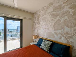 Sun and Serpent, Low-Tox Family Retreat with Views - 9