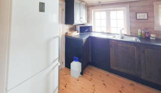 Traditional Family Cabin By Idyllic Tarn - 9