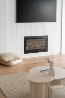 Okeanos Moana Private luxury seafront oasis with pool - 9