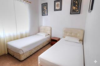 Holiday Bungalow Suites - Sleeps Up To 26 Pax - 3