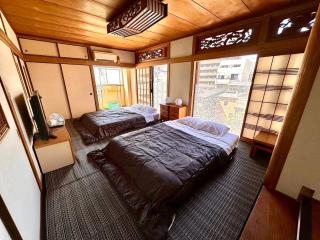 Arusa-Matsuyama-Station - 4