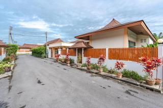 Orchid Pool Villa Rawai - 8