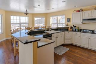 Lone Eagle Haven home - 7