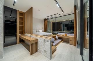 LegKo Villa - Sun-Kissed Getaway - New 4BR Villa Steps from Uluwatu Best Spots - 3