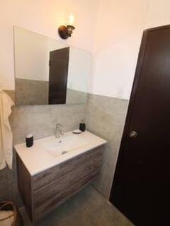 A2-Quaint 1B-Fast WiFi-Walk to Restaurants, Beach - 3