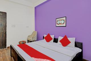 Hotel O Comfort Castle Inn - 1