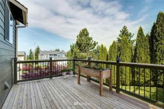 North Seattle Retreat - 2