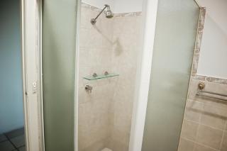 Compact Double room with shared bathoom - 3