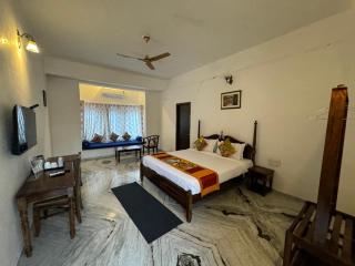 Royal Haveli With Swimming Pool - 1